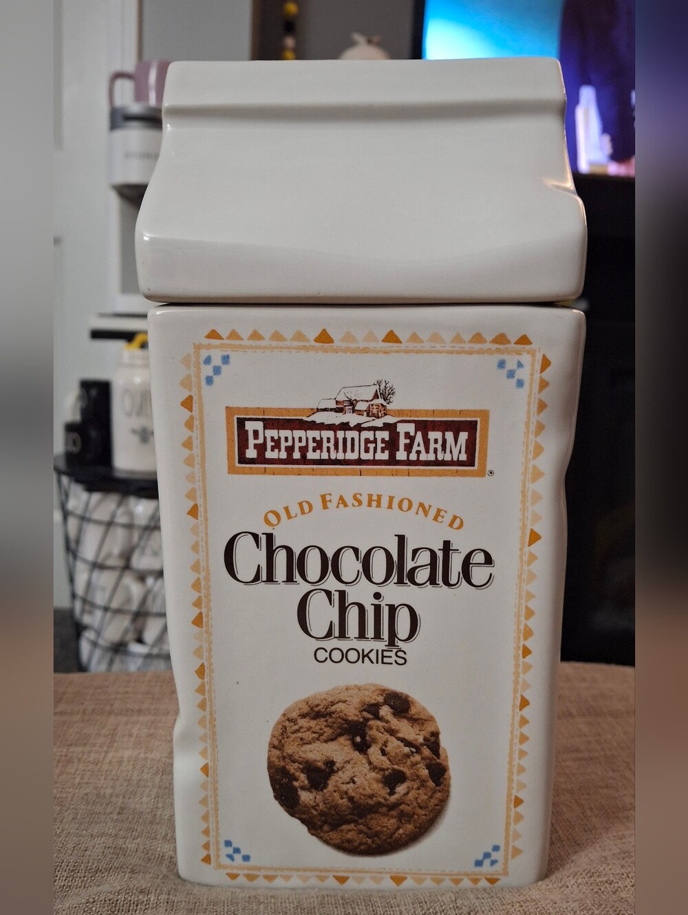 Vintage Pepperidge Farm Ceramic Cookie Jar - Ginger Man - Chocolate Chip